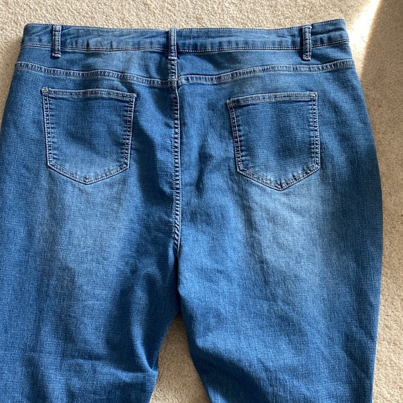 Ashley Stewart distressed jeans size 24 - Picture 9 of 9